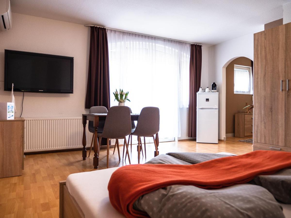 Margret Haus Bed & Breakfast Balatonfured Exterior photo